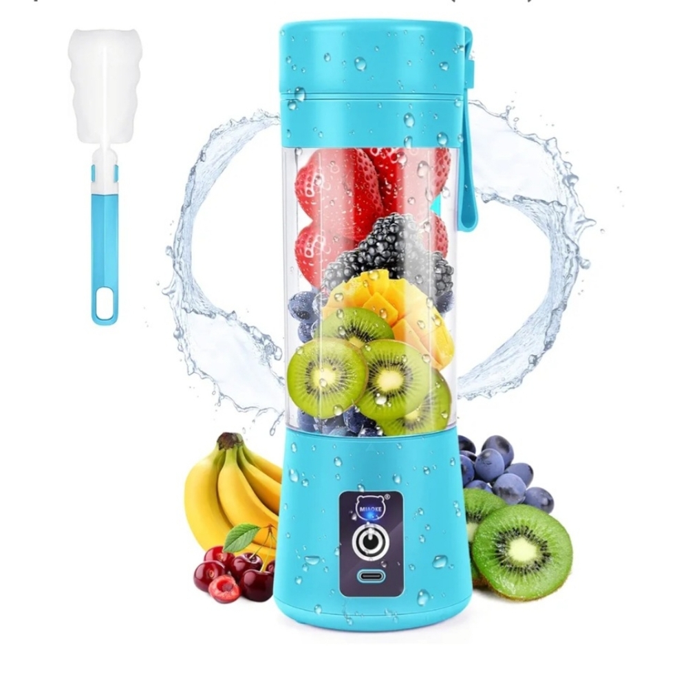 Smoothie Blender, Personal Mini Juicer with Six Blades in 3D, USB Rcharge (NIB)